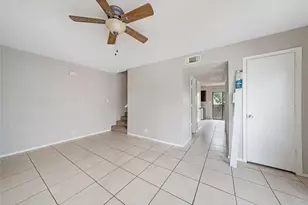 203 S Las Vegas Trail, White Settlement, TX 76108 - Photo 4
