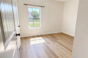 316 Mark St, Hillsboro, TX 76645 - Photo 14