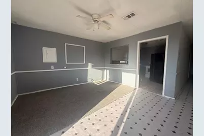 1630 Fitzhugh Avenue, Paris, TX 75460 - Photo 2