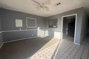 1630 Fitzhugh Ave, Paris, TX 75460 - Photo 2