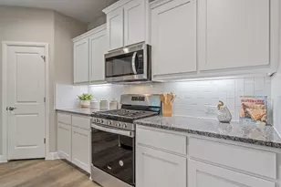 214 Windmill Dr, Rhome, TX 76078 - Photo 4