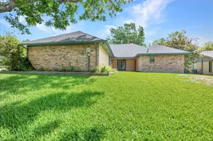 306 Swan Ridge Pl, Duncanville, TX 75137 - Photo 2