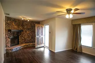 1325 Smilax Ave, Fort Worth, TX 76111 - Photo 2
