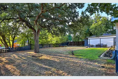 510 W Plummer Street, Eastland, TX 76448 - Photo 32
