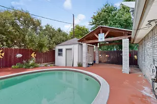 137 Brushy Mound Rd, Burleson, TX 76028 - Photo 24