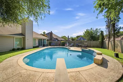 316 Willow Creek Lane, Glenn Heights, TX 75154 - Photo 8