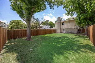 11218 Buchanan Dr, Dallas, TX 75228 - Photo 32