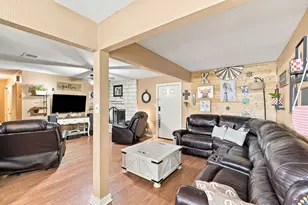 300 Pebble Creek Ln, Red Oak, TX 75154 - Photo 6