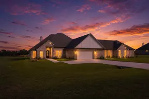 1060 Grison Cir, Corsicana, TX 75109 - Photo 1