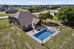 7411 McKinney Meadows Dr, McKinney, TX 75071 - Photo 36
