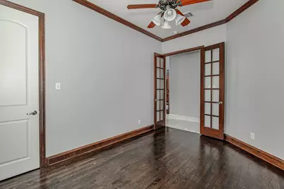 828 Thomas Crossing Drive, Fort Worth, TX 76028 - Photo 18