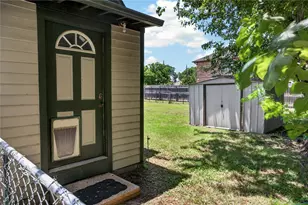 203 Plum St, Sanger, TX 76266 - Photo 18