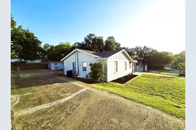 604 E 4th Street, Weatherford, TX 76086 - Photo 2