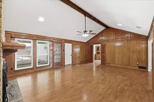 1000 Oxfordshire Dr, Carrollton, TX 75007 - Photo 12