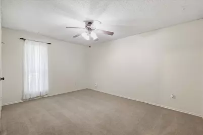 1000 Oxfordshire Drive, Carrollton, TX 75007 - Photo 20
