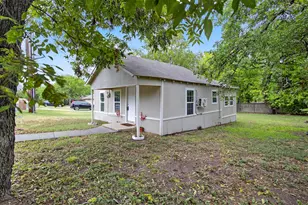 1008 Van Winkle St, Weatherford, TX 76086 - Photo 2