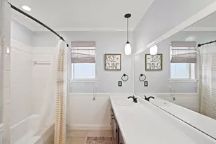 2116 Stonegate Dr N, Bedford, TX 76021 - Photo 20