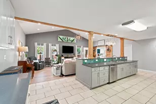 2116 Stonegate Dr N, Bedford, TX 76021 - Photo 8