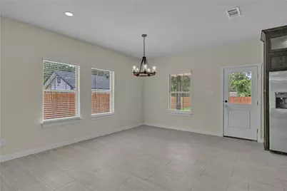 2416 Bird Street, Fort Worth, TX 76111 - Photo 8
