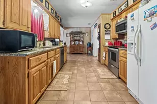 703 Amy St, Canton, TX 75103 - Photo 14