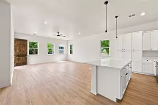 1022 E 9th St, Dallas, TX 75203 - Photo 14