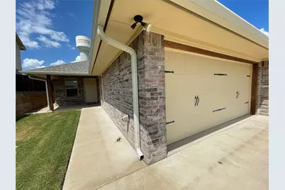 3133 Weave Court, Granbury, TX 76049 - Photo 2