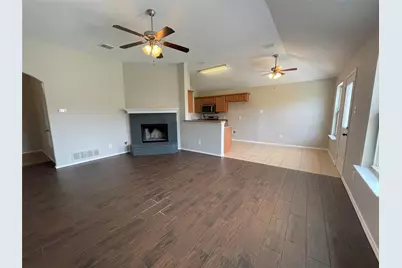 4202 Agate Drive, Granbury, TX 76049 - Photo 2