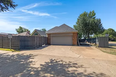 901 Green Brook Drive, Allen, TX 75002 - Photo 30