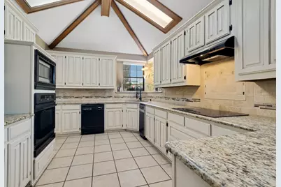 901 Green Brook Drive, Allen, TX 75002 - Photo 12