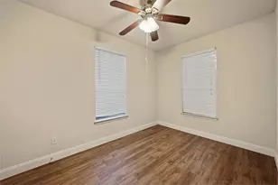 6305 Hilltop Dr, The Colony, TX 75056 - Photo 22