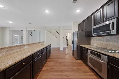 6305 Hilltop Drive, The Colony, TX 75056 - Photo 8