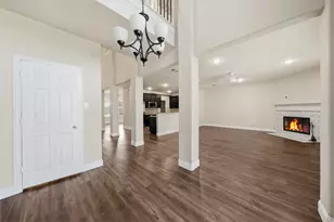 6305 Hilltop Dr, The Colony, TX 75056 - Photo 10