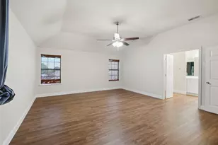 6305 Hilltop Dr, The Colony, TX 75056 - Photo 12