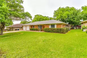 4804 Whistler Dr, Fort Worth, TX 76133 - Photo 2