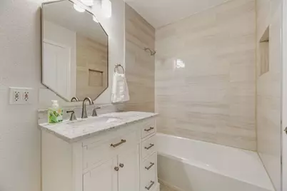 121 Dallas Drive, Euless, TX 76039 - Photo 24
