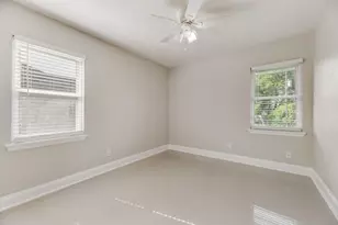 121 Dallas Dr, Euless, TX 76039 - Photo 18