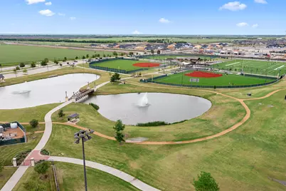 5005 Lily Creek Drive, Aubrey, TX 76227 - Photo 14