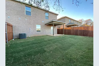802 Rolling Terrace Circle, Granbury, TX 76049 - Photo 14