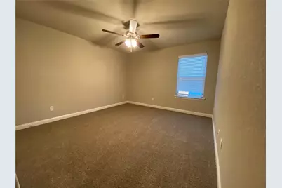 802 Rolling Terrace Circle, Granbury, TX 76049 - Photo 10