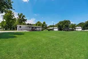 501 W Third St, Maypearl, TX 76064 - Photo 32