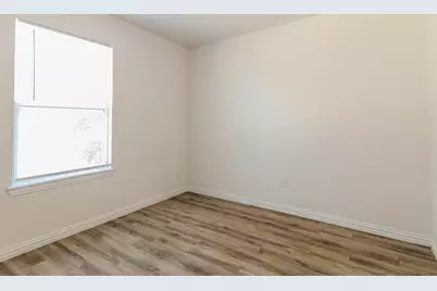 1120 W Owing Street, Denison, TX 75020 - Photo 12