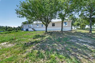 449 Big Salty Dr, Springtown, TX 76082 - Photo 24