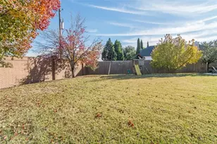 18007 Rock Branch Dr, Dallas, TX 75287 - Photo 16