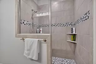 1136 Tremont Ln, Granbury, TX 76049 - Photo 32