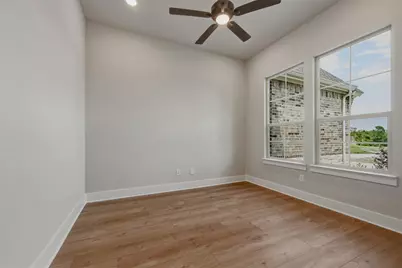 711 Water Side Drive, Van Alstyne, TX 75495 - Photo 12