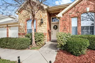 12304 Langley Hill Dr, Fort Worth, TX 76244 - Photo 2