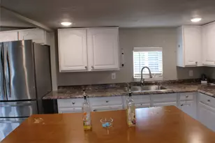 2208 Beverly Dr, Granbury, TX 76048 - Photo 28