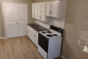 504 N Newsom St, Mineola, TX 75773 - Photo 4