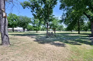 7402 Hanover Ct, Granbury, TX 76049 - Photo 36