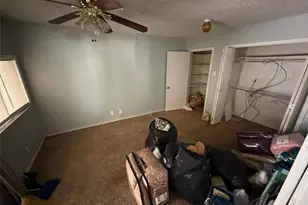 608 Donlee Rd, Lancaster, TX 75134 - Photo 6